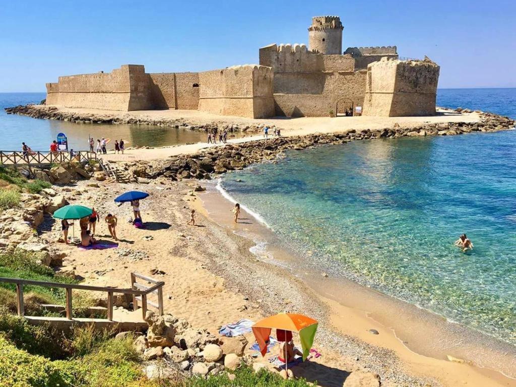 Appartamento Le Castella 利卡斯戴勒 外观 照片
